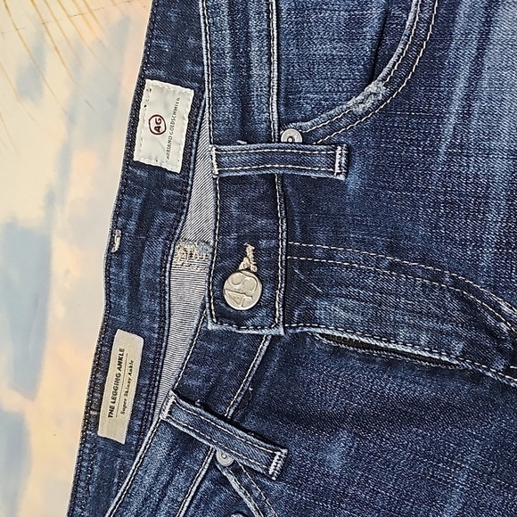 AG Adriano Goldschmied Distressed Skinny Jeans Size 26R - Picture 3 of 6